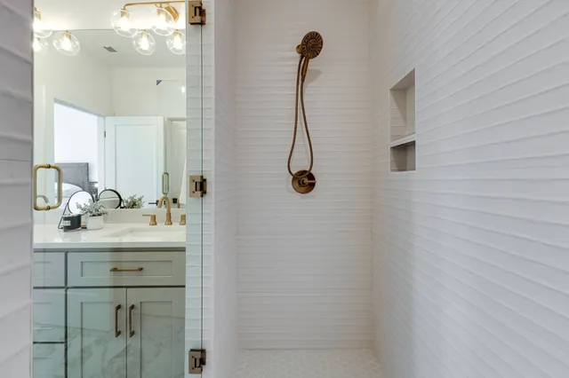 $2,995 | 2106 24th Avenue North, Unit J, Nashville, TN 37208