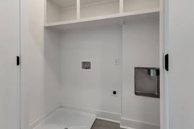 $2,995 | 2106 24th Avenue North, Unit J, Nashville, TN 37208