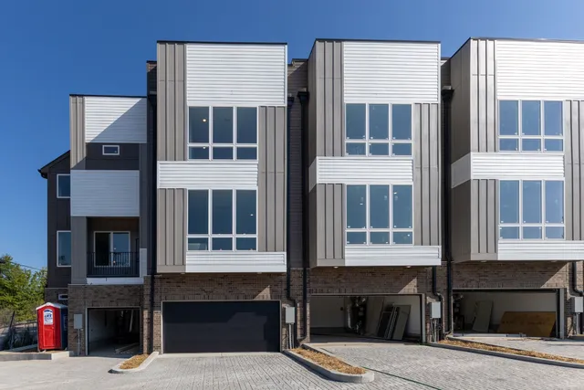 $2,995 | 2106 24th Avenue North, Unit J, Nashville, TN 37208