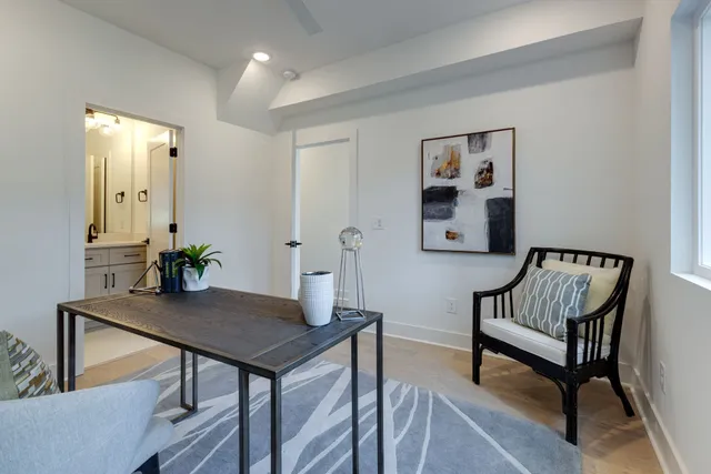 $2,995 | 2106 24th Avenue North, Unit J, Nashville, TN 37208