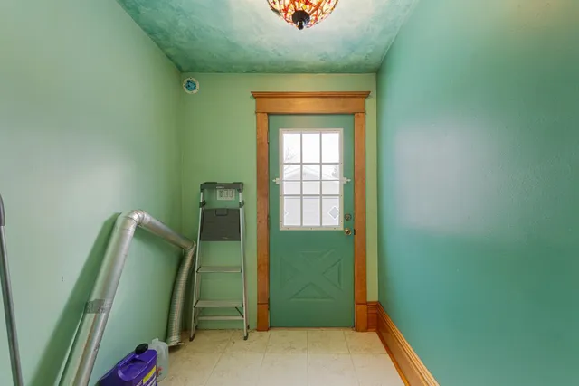 $230,000 | 802 3rd Avenue, Heron Lake, MN 56137