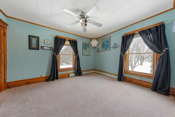 $215,000 | 802 3rd Avenue, Heron Lake, MN 56137