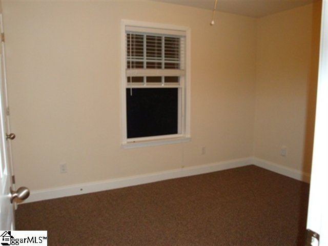 104 Falling Spring Court Simpsonville, SC 29681 - Photo 12 of 14 Gallery Image 12