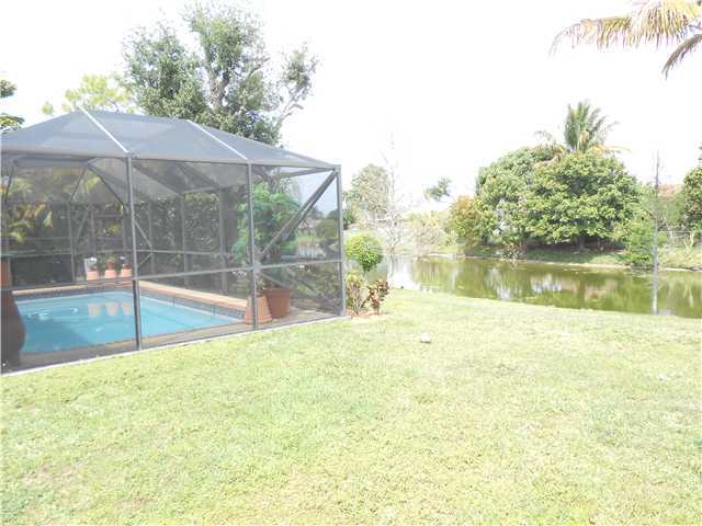 152 Bobwhite Road Royal Palm Beach, FL 33411 - Photo 4 of 7 Additional Photo