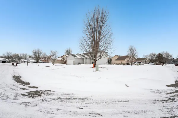 $239,900 | 931 Shady Ridge Lane, Braham, MN 55006