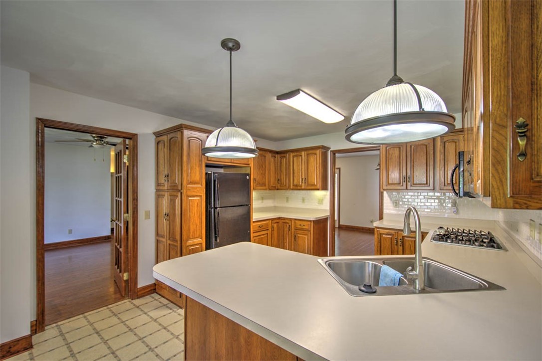 309 North Walnut Street Assumption, IL 62510 - Photo 11 of 35