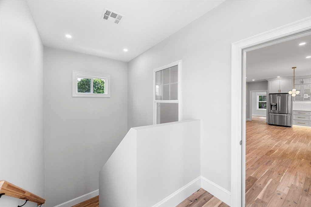 30 Pitman Road, Unit 2 Swampscott, MA 01907 - Photo 4 of 42