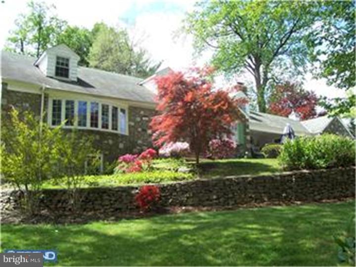 2283 Deer Path Road Huntingdon Valley, PA 19006 - Photo 2 of 19 Exterior Front