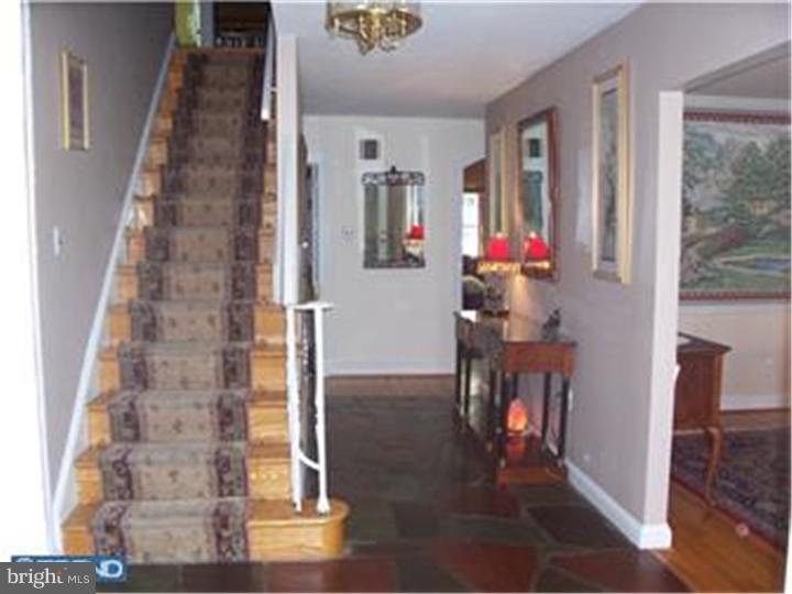 2283 Deer Path Road Huntingdon Valley, PA 19006 - Photo 8 of 19 Foyer