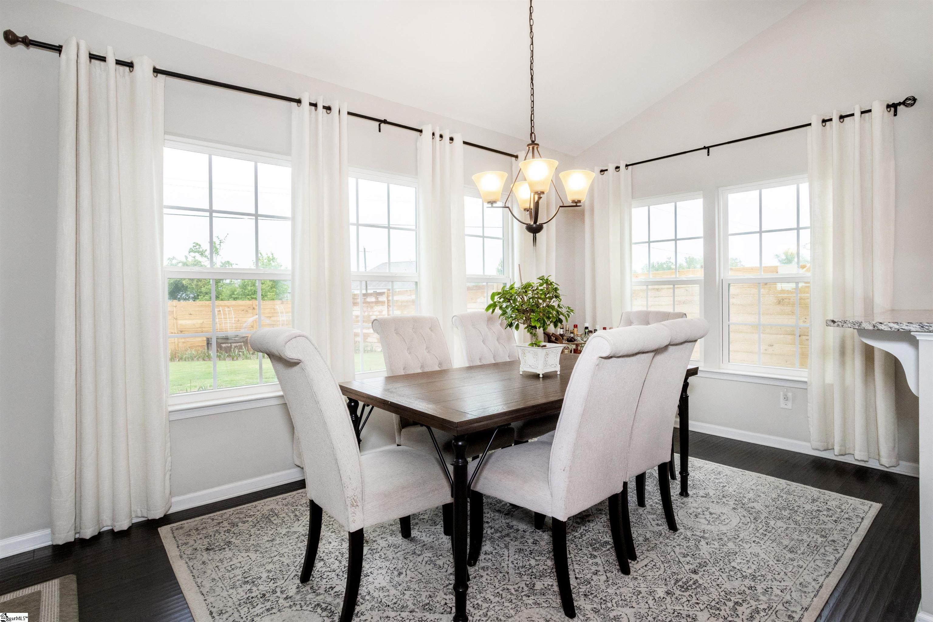 374 Bucklebury Road Greer, SC 29651 - Photo 21 of 48 Gallery Image 21