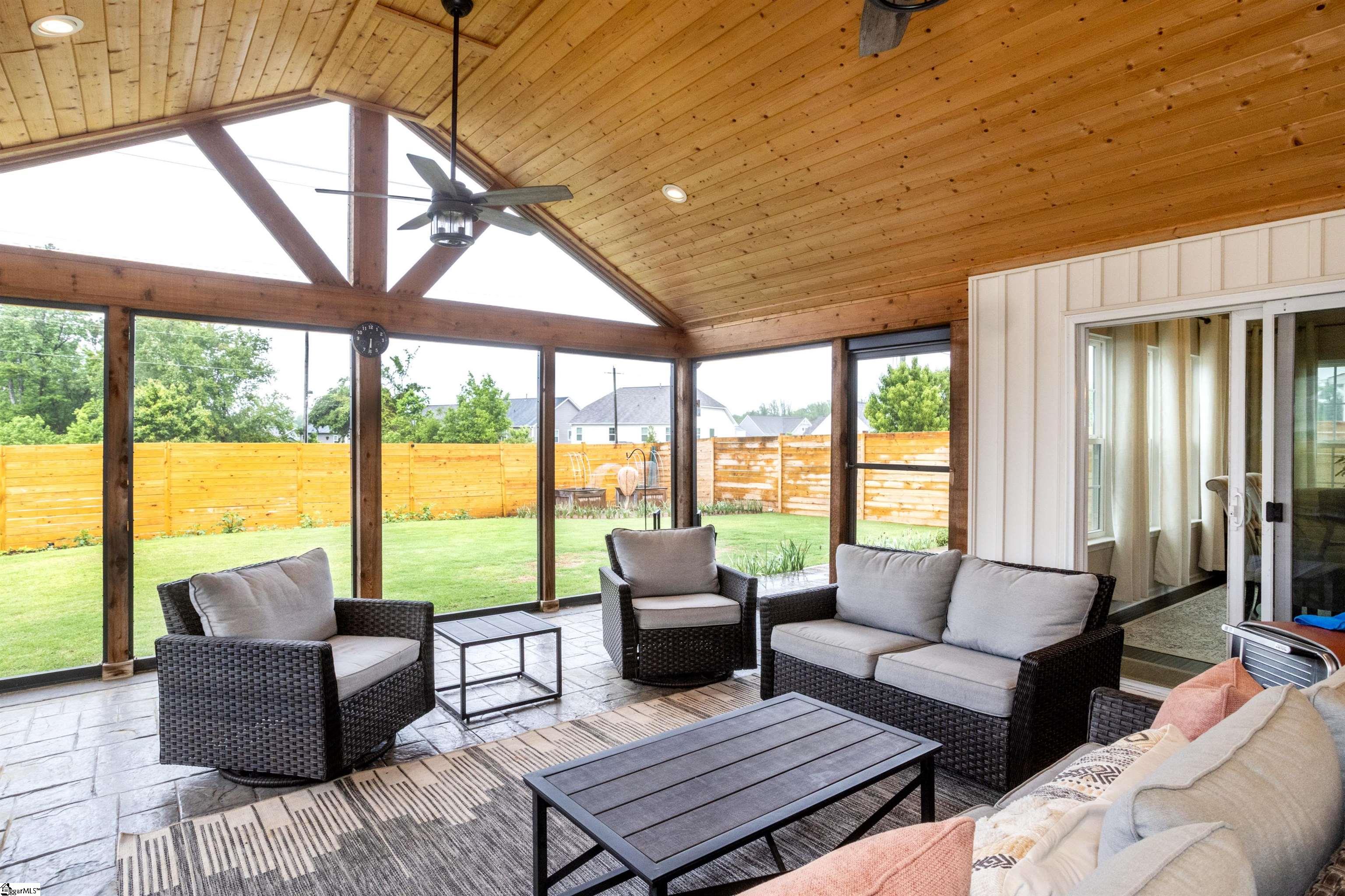374 Bucklebury Road Greer, SC 29651 - Photo 5 of 48 Gallery Image 5