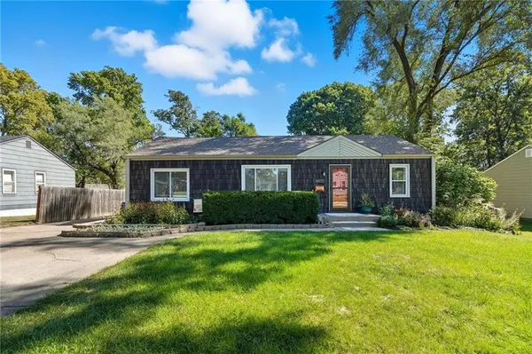 $345,000 | 6823 Barton Drive, Shawnee, KS 66203