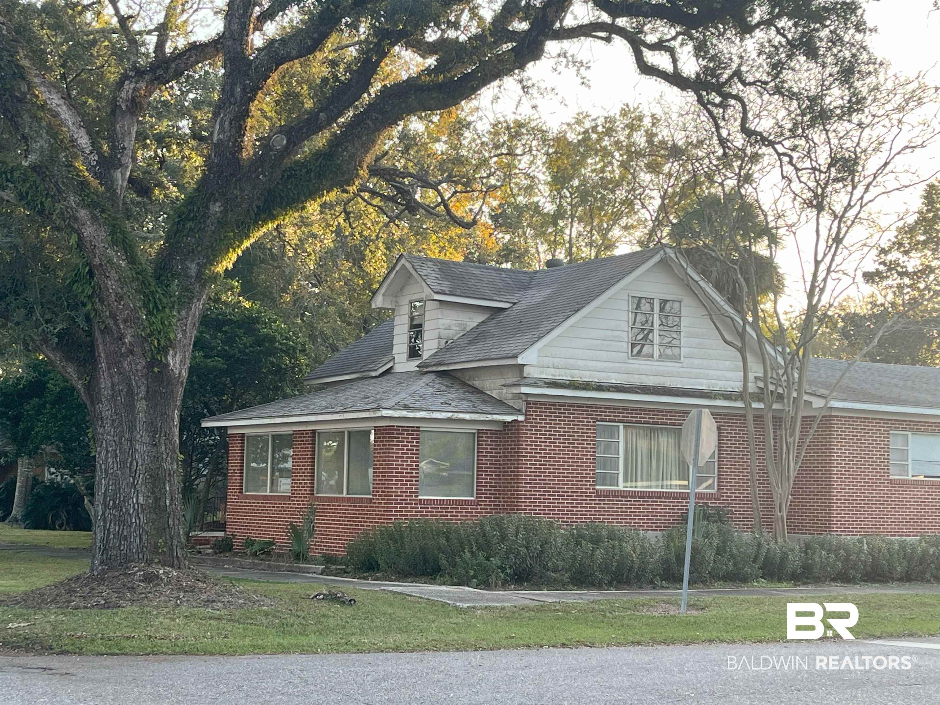 413 North Alston Street Foley, AL 36535 - Photo 2 of 18 Back South