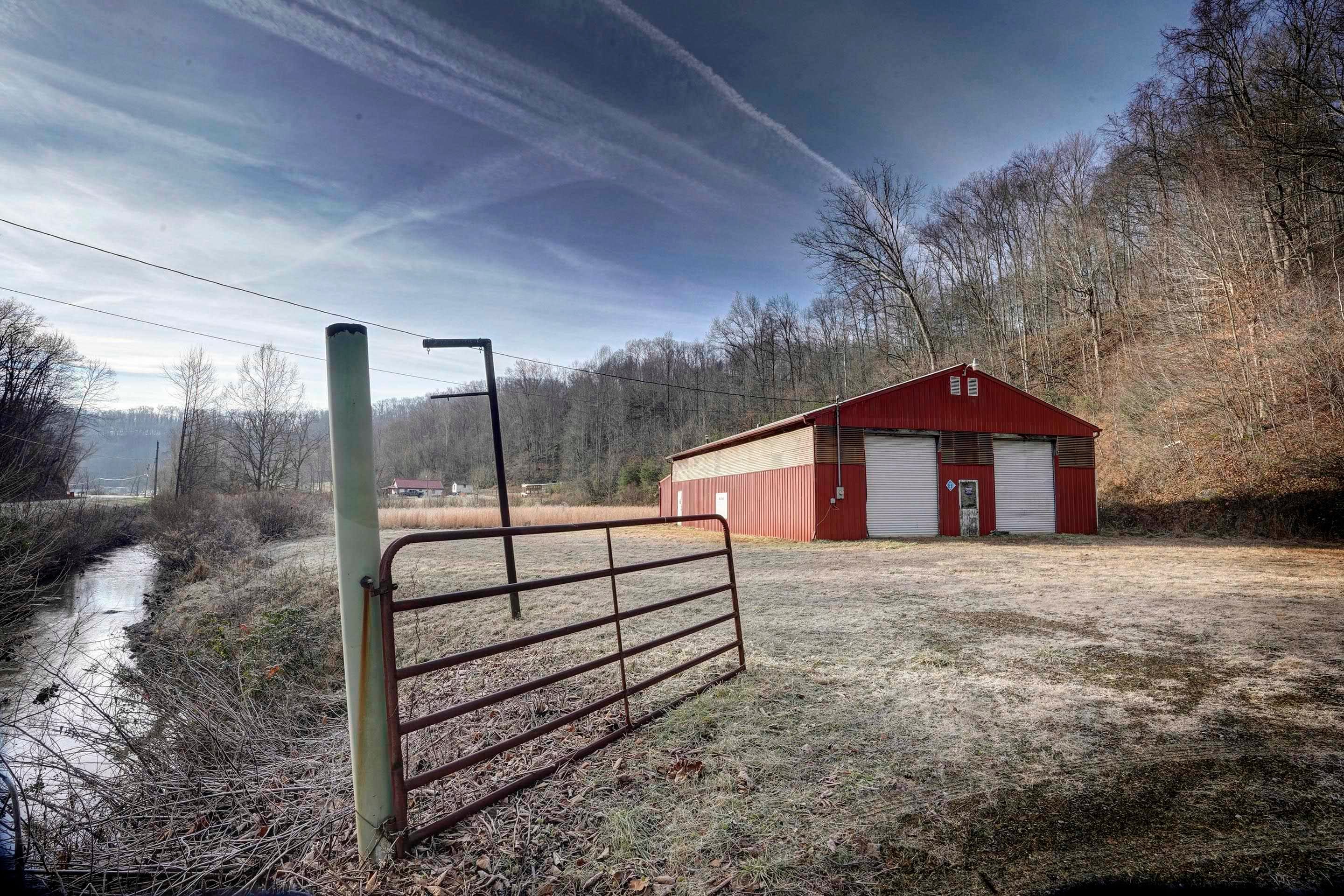 7274 Hamlin Road Hamlin, WV 25523 - Photo 1 of 28 Gallery Image 1