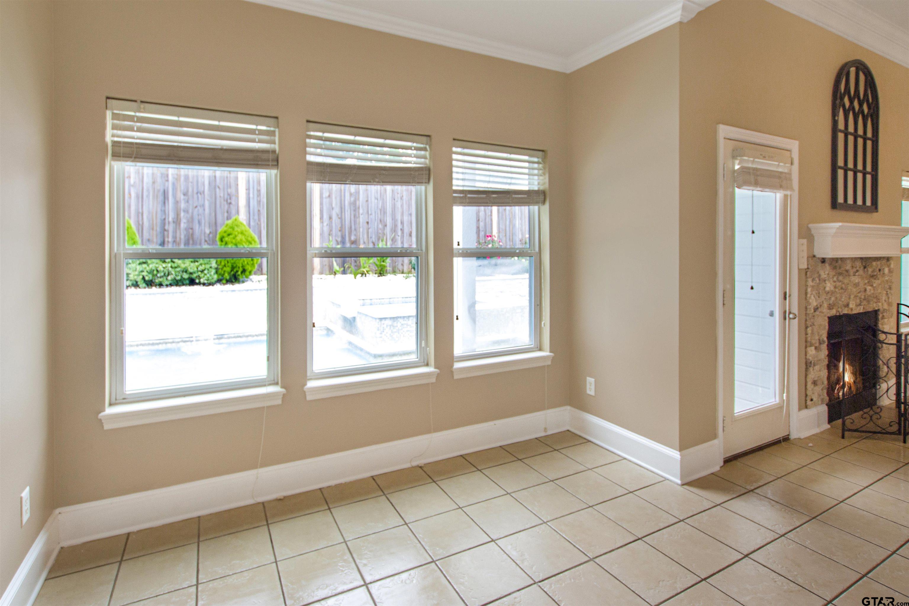 812 Rugby Lane Whitehouse, TX 75791 - Photo 7 of 40