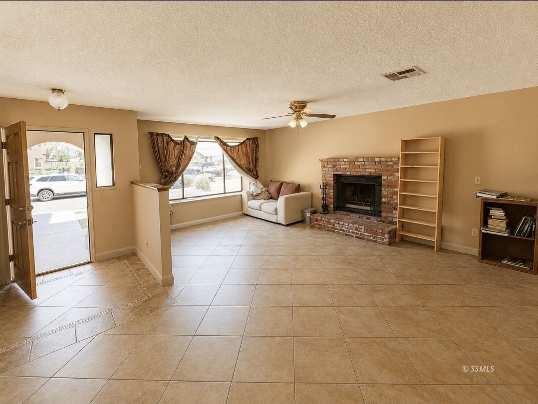 213 Michele Street Ridgecrest, CA 93555 - Photo 5 of 16