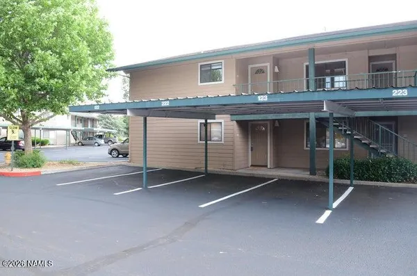 $335,000 | 3200 South Litzler Drive, Unit 19122, Flagstaff, AZ 86005