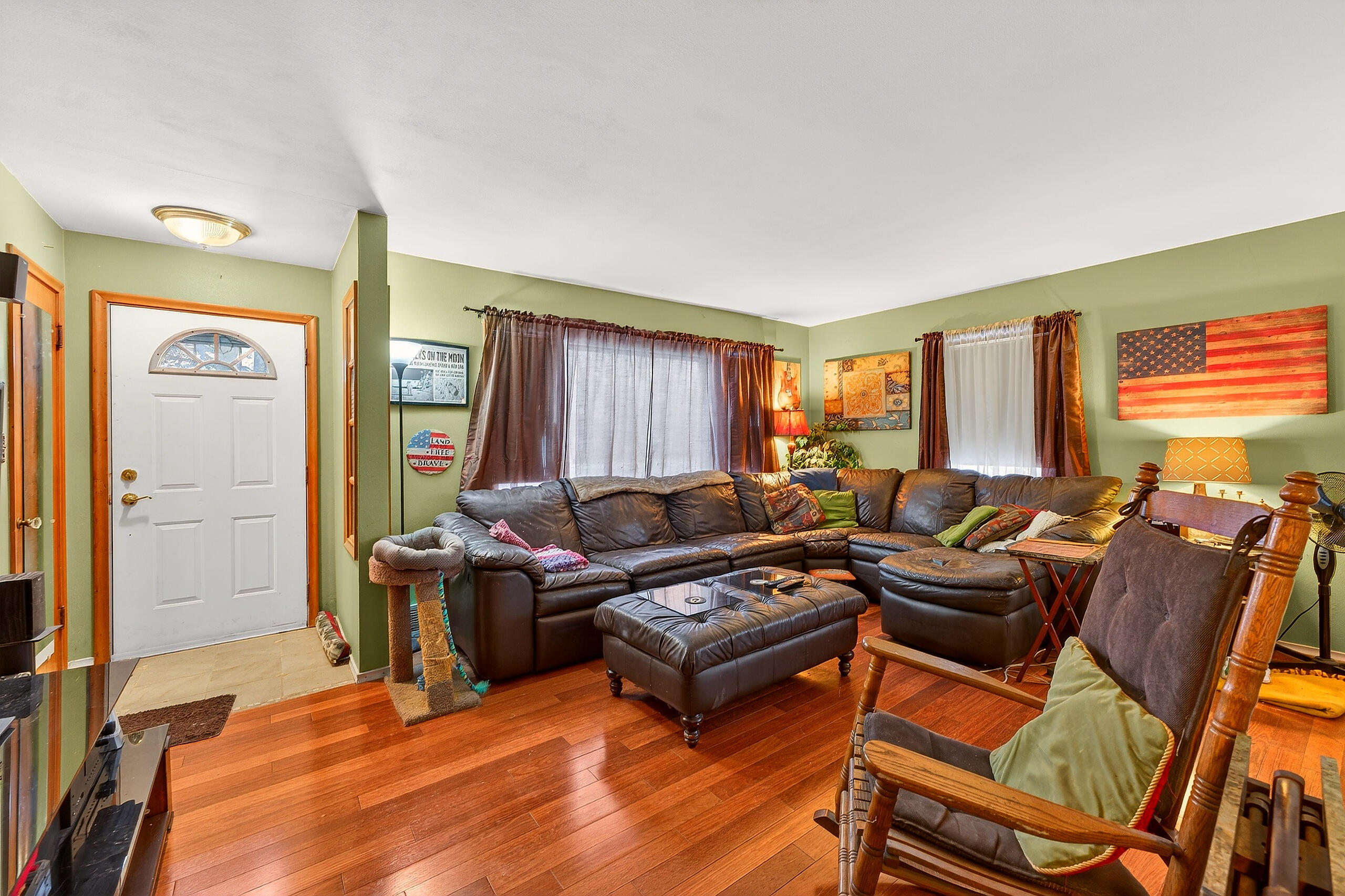 7849 Pershing Boulevard Kenosha, WI 53142 - Photo 5 of 26 008_DH104672