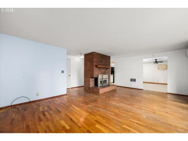 $425,000 | 1755 Brentwood Avenue, Eugene, OR 97404