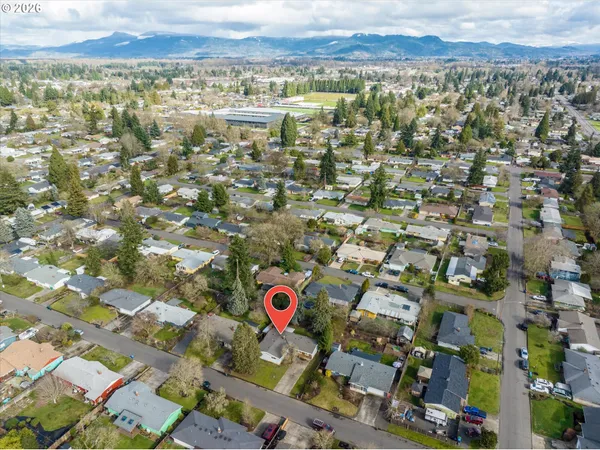 $425,000 | 1755 Brentwood Avenue, Eugene, OR 97404