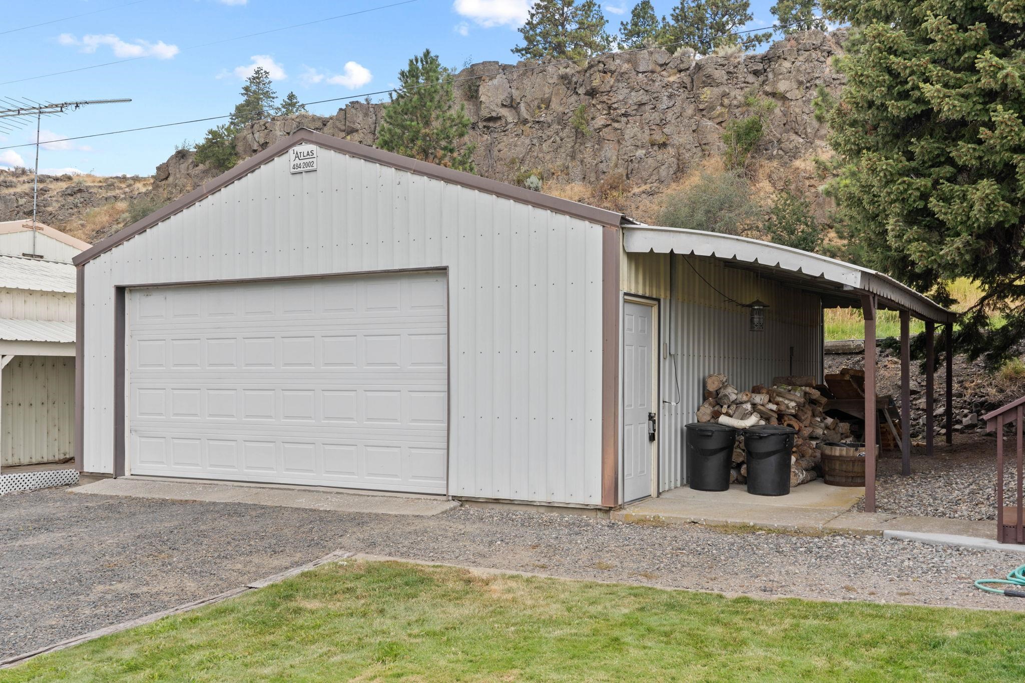 19006 West Bunker Road Cheney, WA 99004 - Photo 28 of 34
