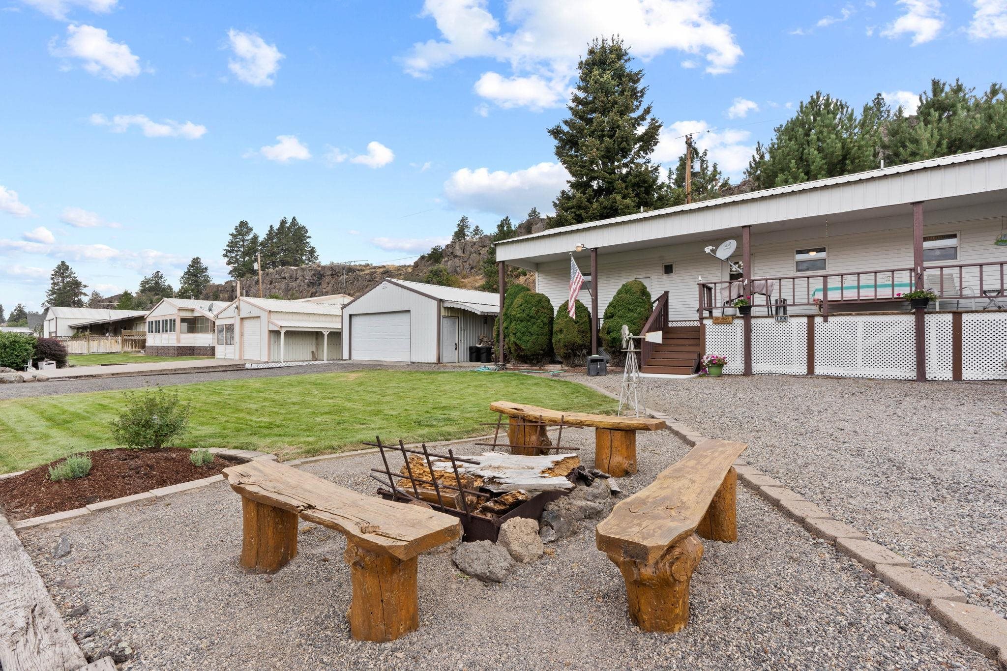 19006 West Bunker Road Cheney, WA 99004 - Photo 30 of 34
