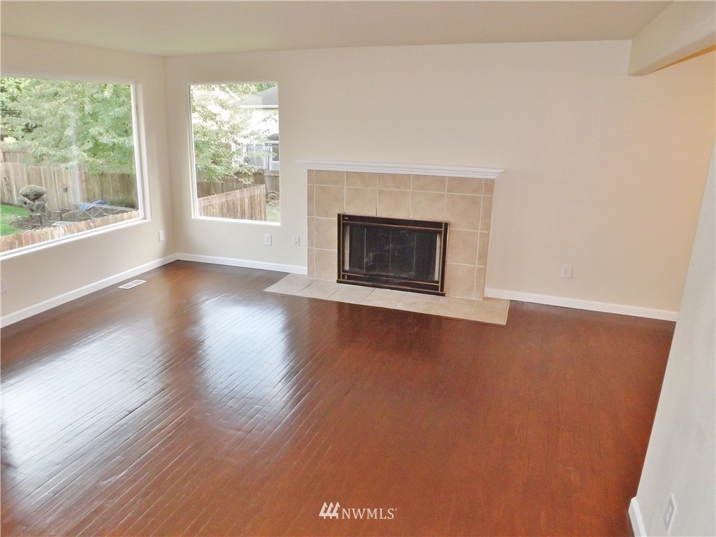 2347 Sheridan Road Bremerton, WA 98310 - Photo 7 of 16 Gallery Image 7