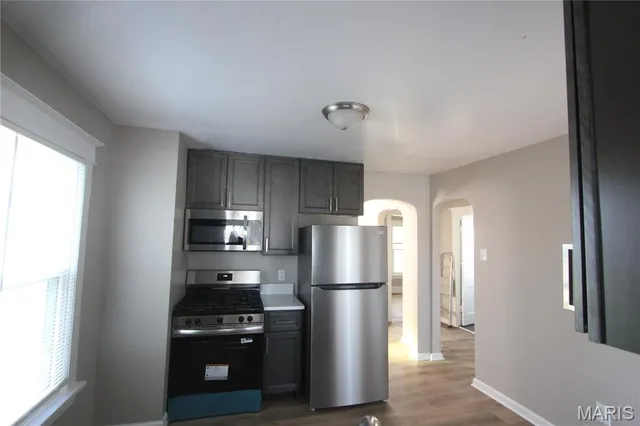 $1,800 | 1034 North Rock Hill Road, Rock Hill, MO 63119