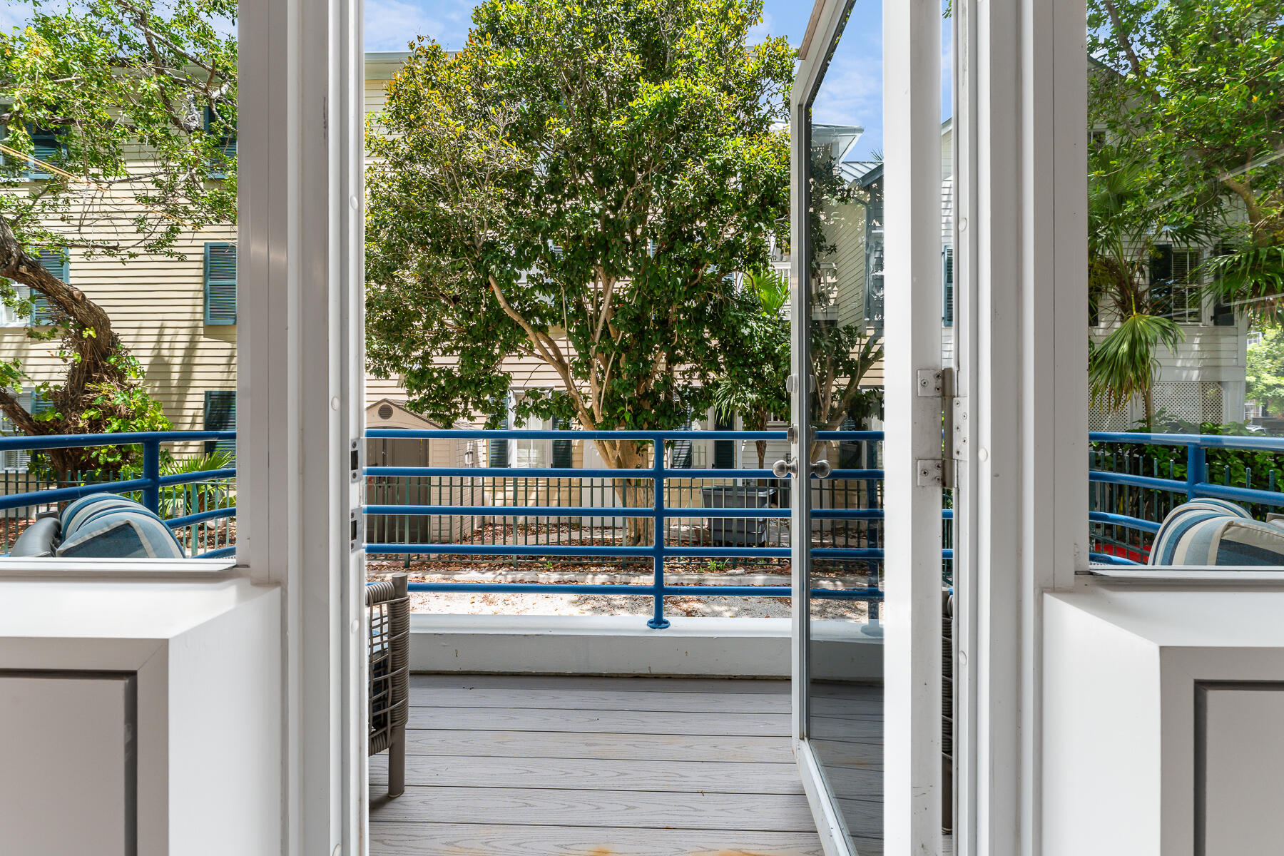 115 Front Street, Unit 101 Key West, FL 33040 - Photo 19 of 27 115 FRONT ST #101 WEB-26