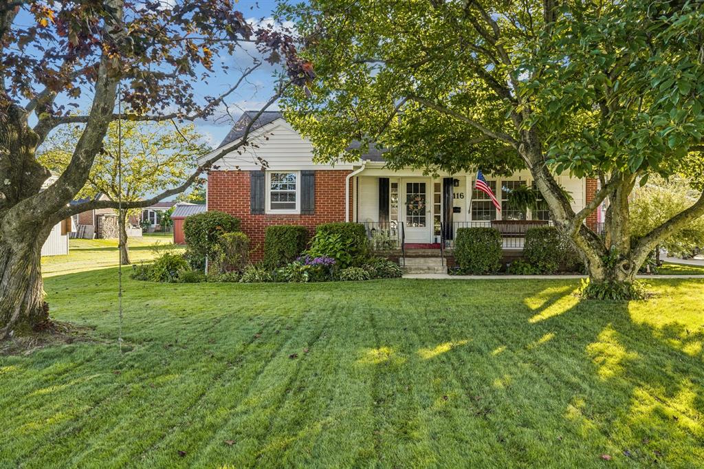 2116 Ridge Road Monaca, PA 15061 - Photo 1 of 35 Welcome!