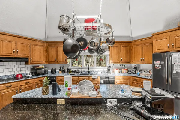 $449,900 | 45 Panthorn Trail, Southington, CT 06489