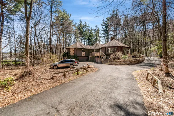 $449,900 | 45 Panthorn Trail, Southington, CT 06489