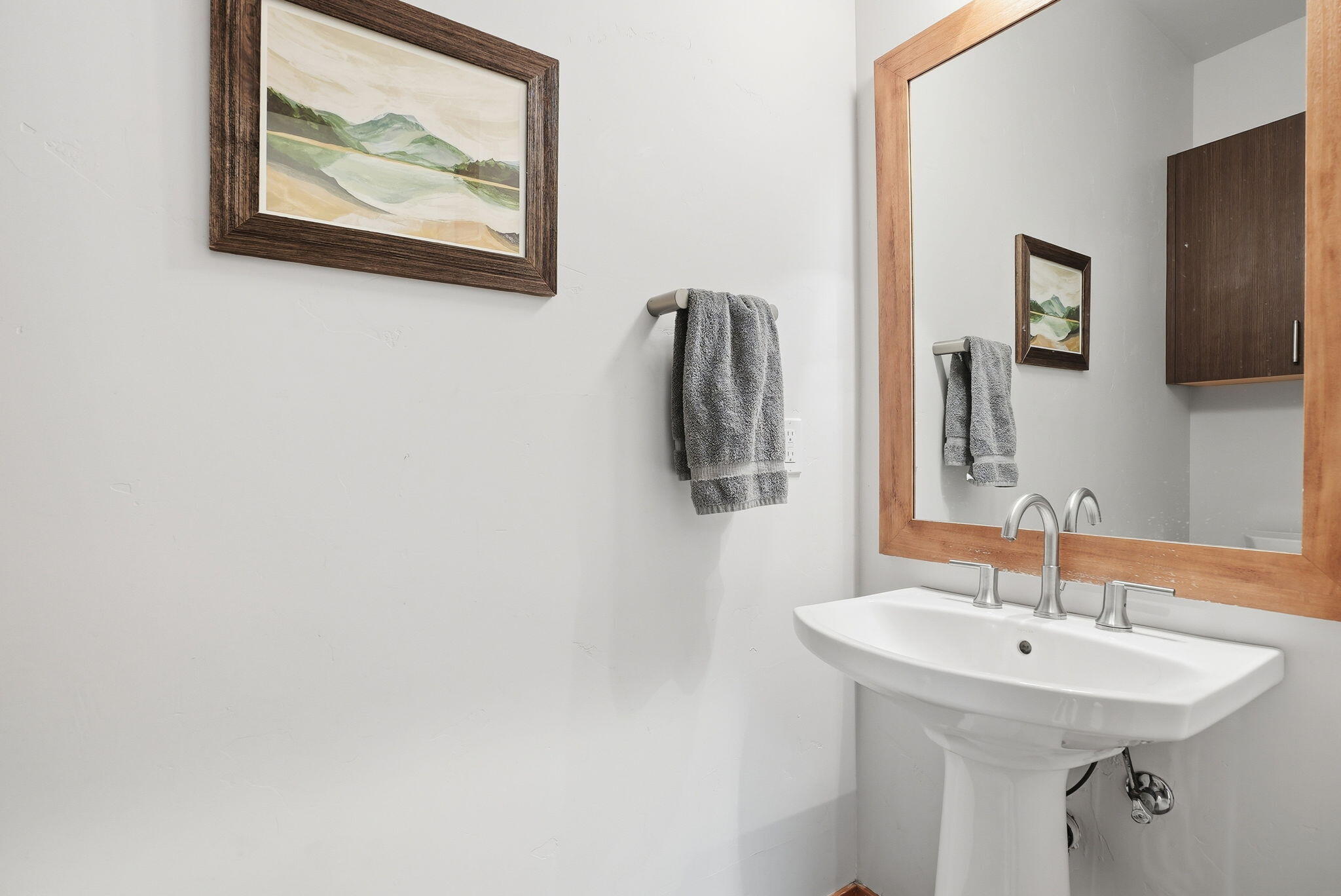19536 East Campbell Road Bend, OR 97702 - Photo 19 of 58 21-web-or-mls-Riley_Visuals_027