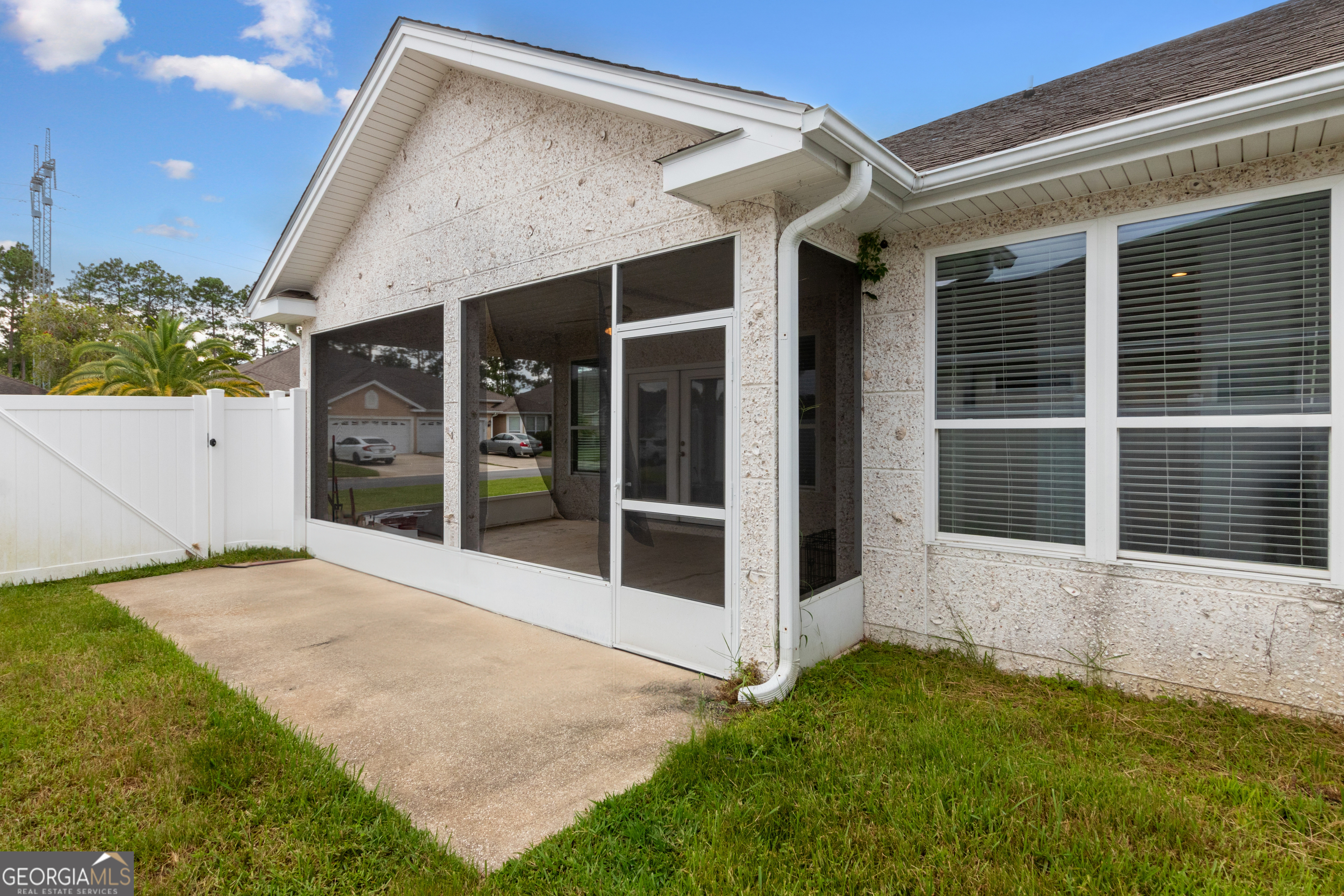 259 Laurel Landing Boulevard Kingsland, GA 31548 - Photo 29 of 43 a view of an house with backyard of the house