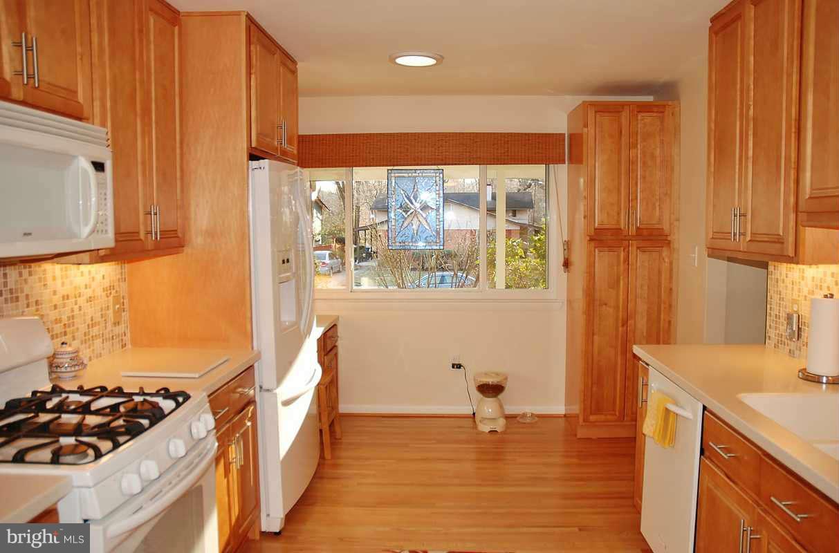 10816 Margate Road Silver Spring, MD 20901 - Photo 5 of 18 Kitchen