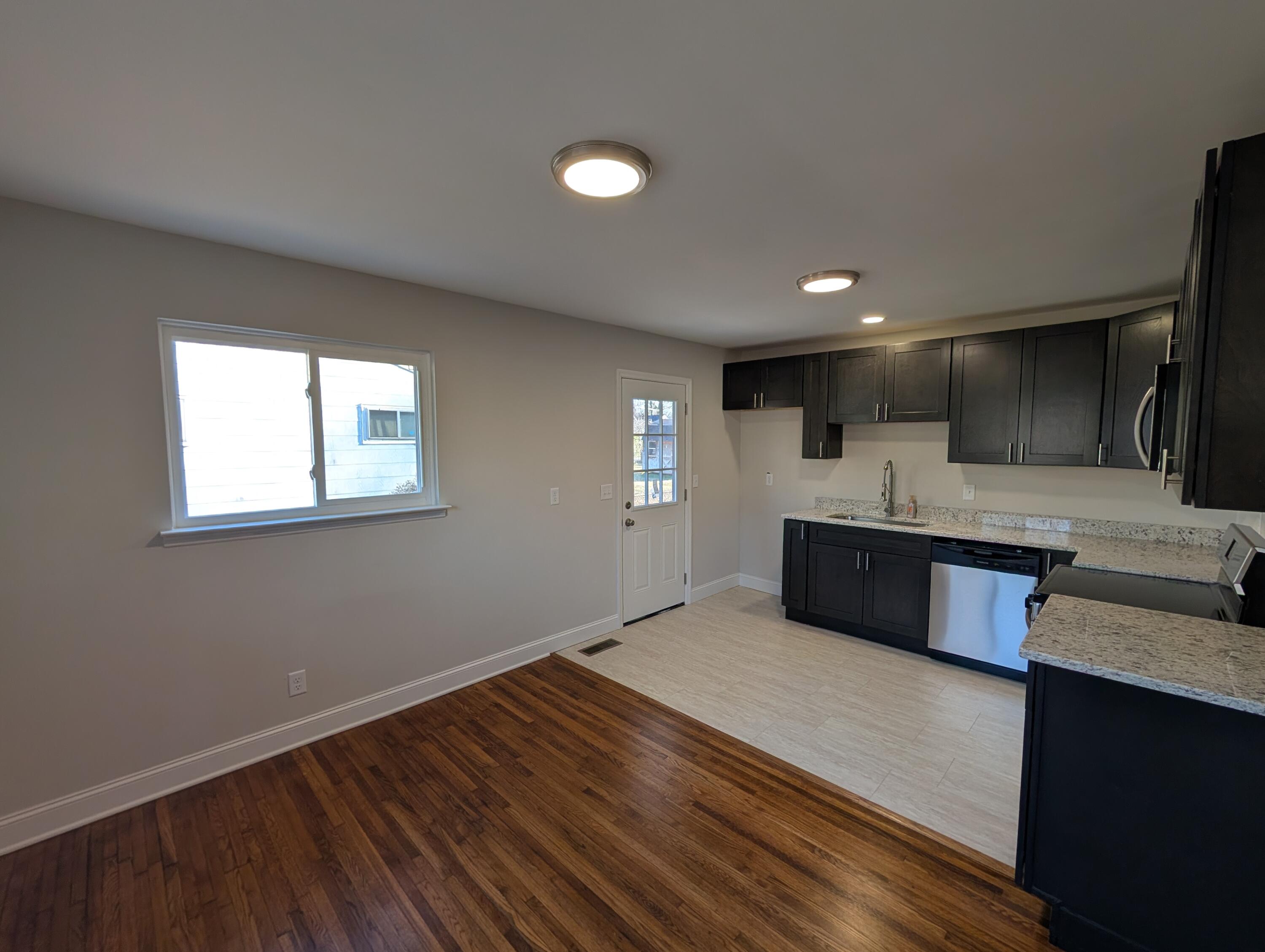 4720 Pawnee Trail Chattanooga, TN 37411 - Photo 4 of 27 PXL_20260127_205814442