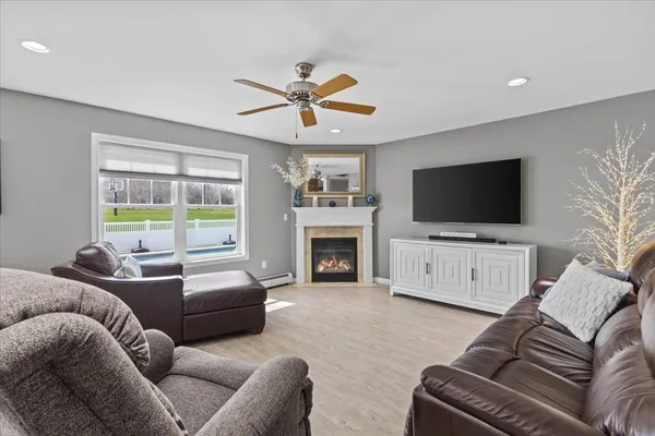 $669,000 | 304 Harbor View Drive, St. Albans Town, VT 05478