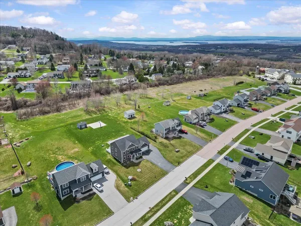 $669,000 | 304 Harbor View Drive, St. Albans Town, VT 05478
