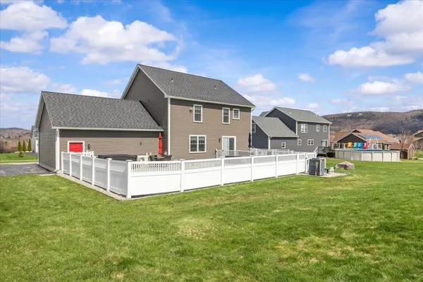 $669,000 | 304 Harbor View Drive, St. Albans Town, VT 05478