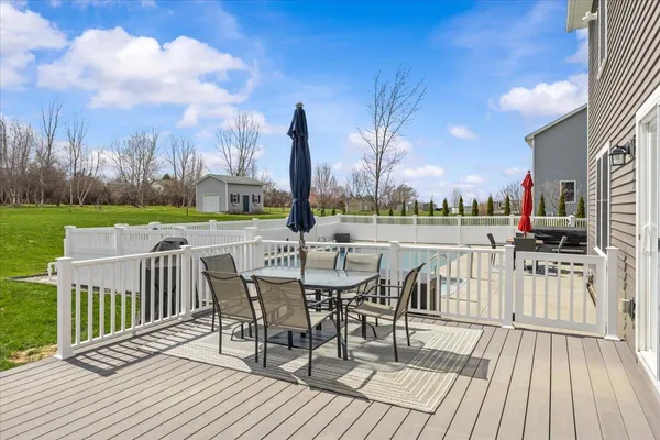 $669,000 | 304 Harbor View Drive, St. Albans Town, VT 05478