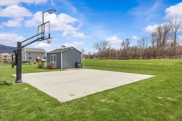 $669,000 | 304 Harbor View Drive, St. Albans Town, VT 05478
