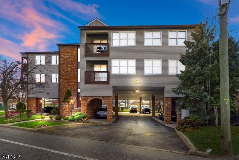 779 Riverside Avenue Lyndhurst, NJ 07071 - Photo 1 of 36