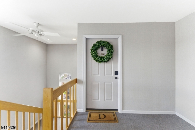 779 Riverside Avenue Lyndhurst, NJ 07071 - Photo 4 of 36