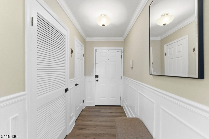 779 Riverside Avenue Lyndhurst, NJ 07071 - Photo 5 of 36