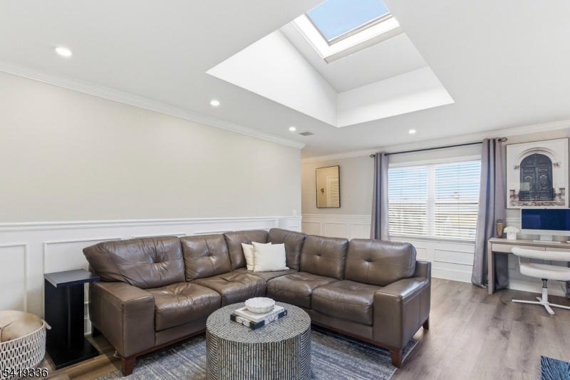 779 Riverside Avenue Lyndhurst, NJ 07071 - Photo 6 of 36