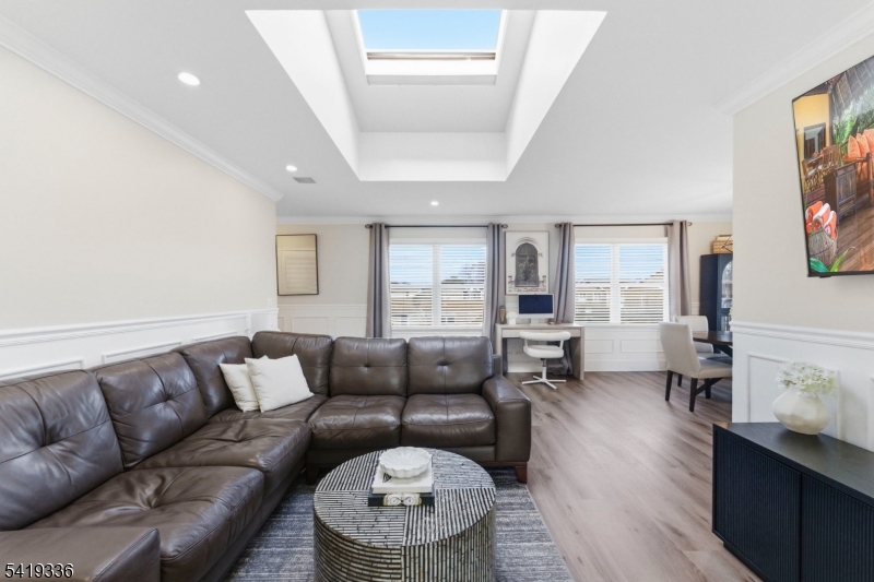 779 Riverside Avenue Lyndhurst, NJ 07071 - Photo 7 of 36