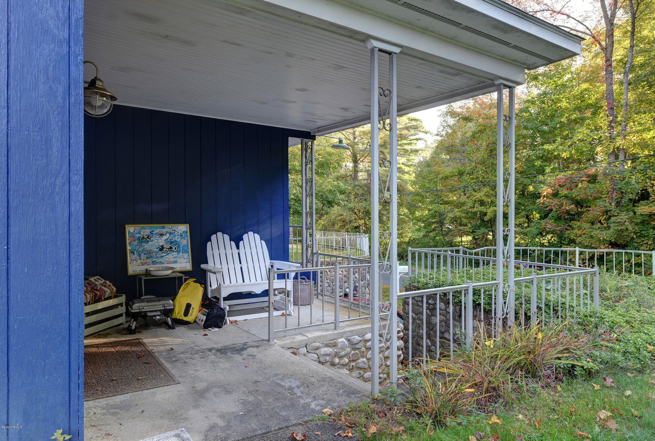 674 Rannapo Road Sheffield, MA 01257 - Photo 13 of 24 2-front porch