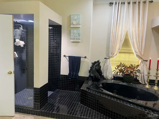 $1,395,000 | 161 Le Port Drive, Pensacola Beach, FL 32561