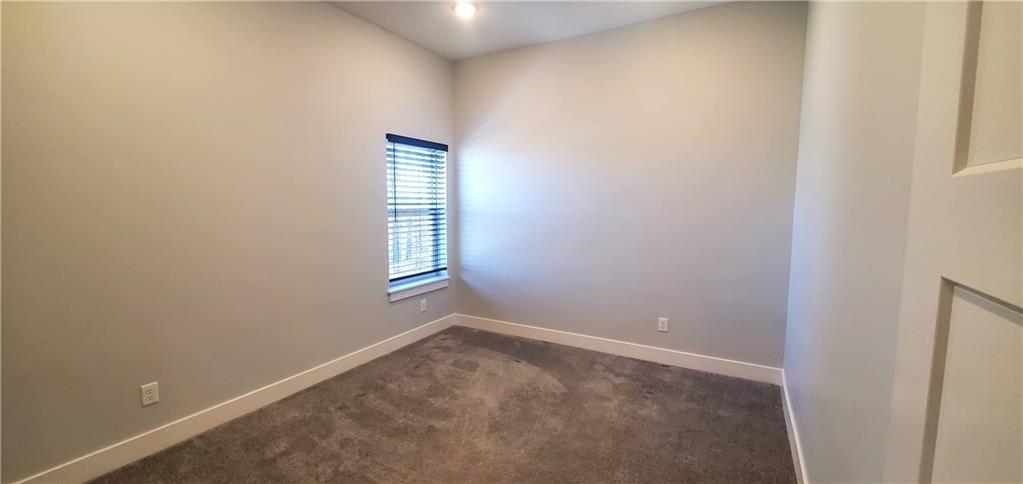 7614 South Morris Road Oak Grove, MO 64075 - Photo 21 of 42