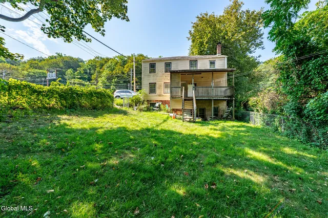 $139,000 | 11 Spring Avenue, Troy, NY 12180